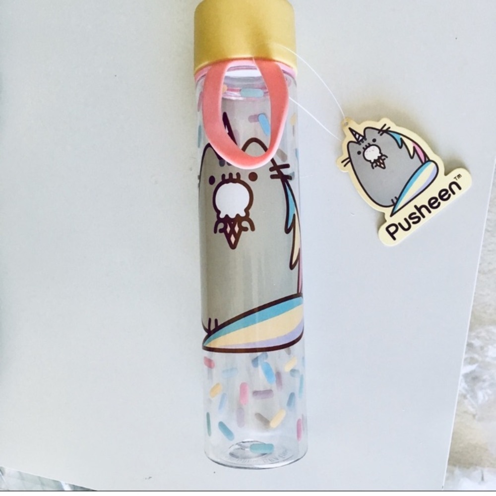 Pusheen Water Bottle from Pusheen Box